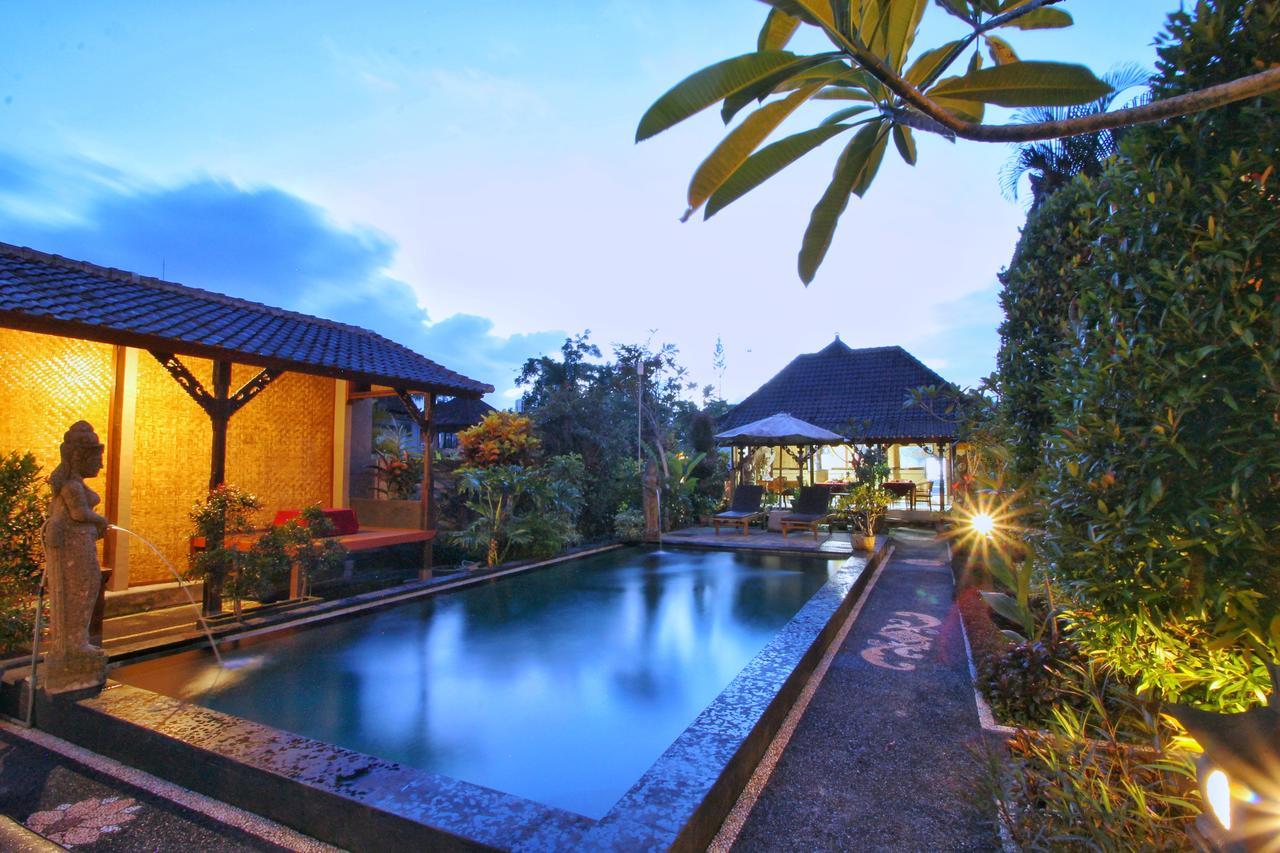 Rena House Ubud Exterior photo